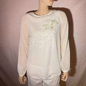 NWT White House Black Market White Long Sleeve Blouse Floral Embroidery Size 2